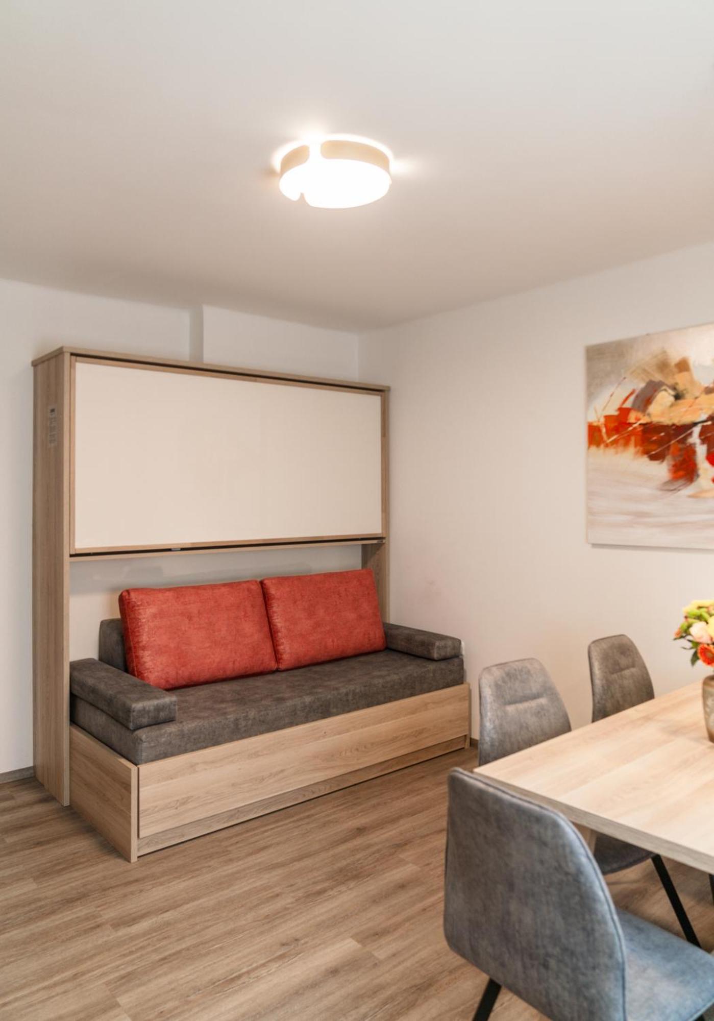 Linz Sunny Apartment Bagian luar foto